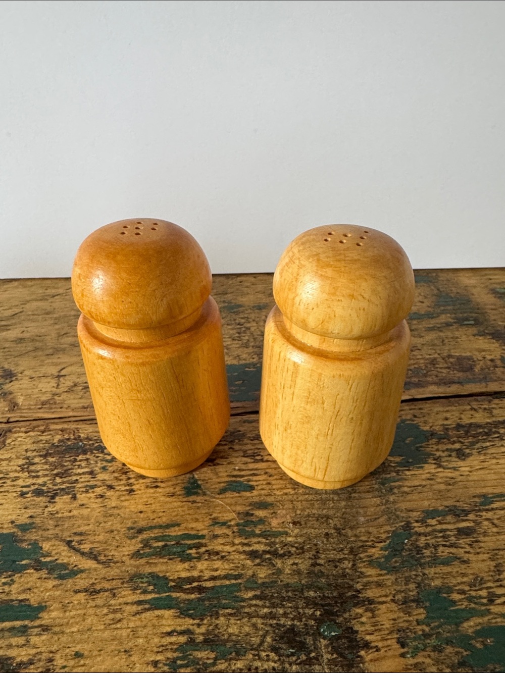 Wooden Salt and Pepper Shakers - Light Honey Wood